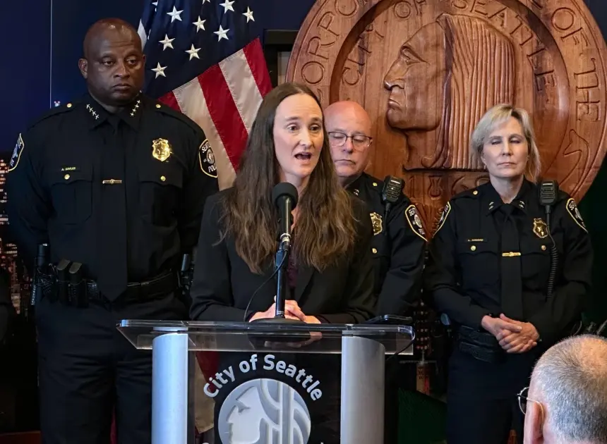 Seattle mayor defends ousting police chief after festival shootout