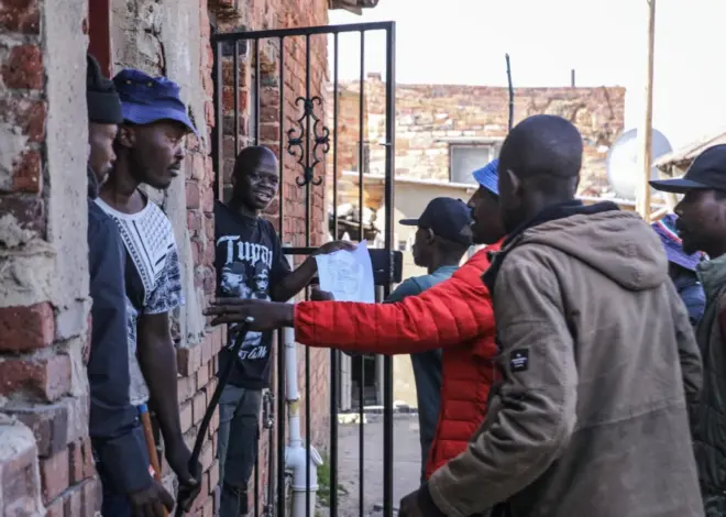 South African protesters go door-to-door forcing immigrants from their homes
