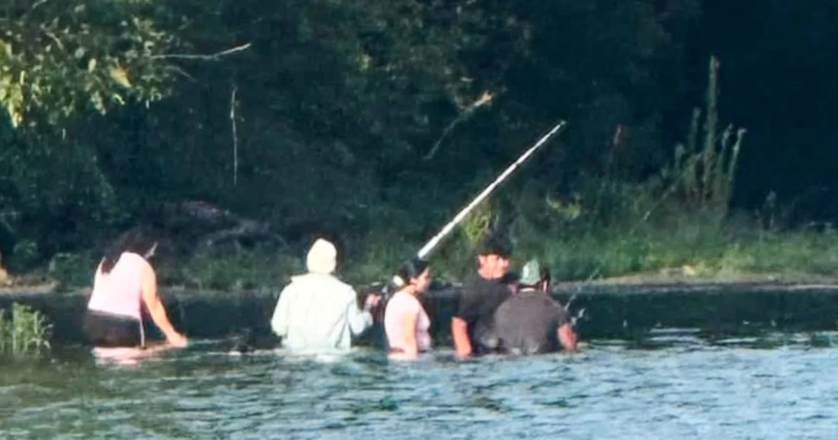 A boater’s photo may be ‘the last picture’ of 5 people who drowned in an Ohio river