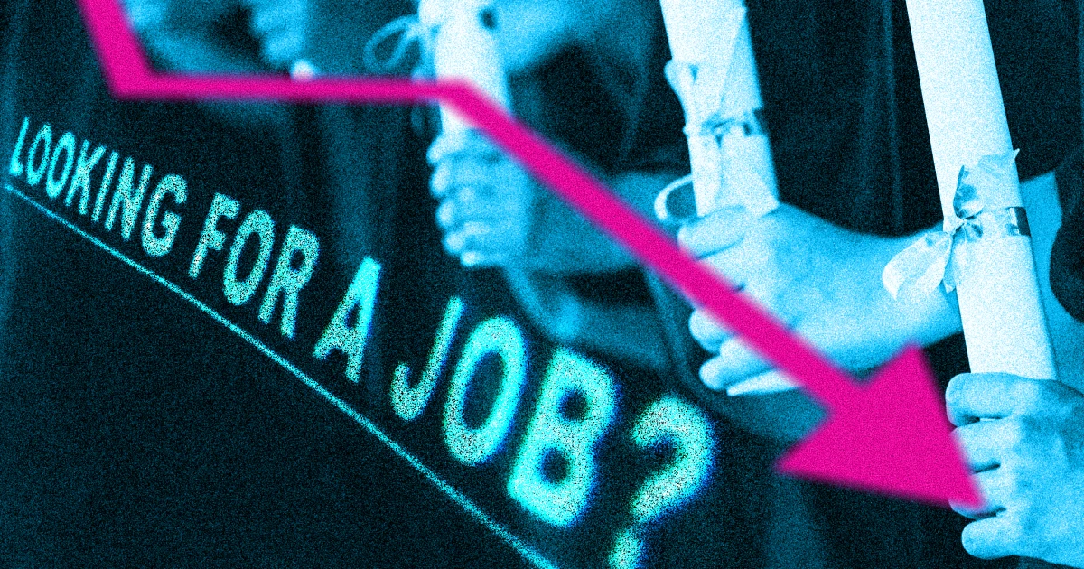 The job market for new college grads keeps getting worse