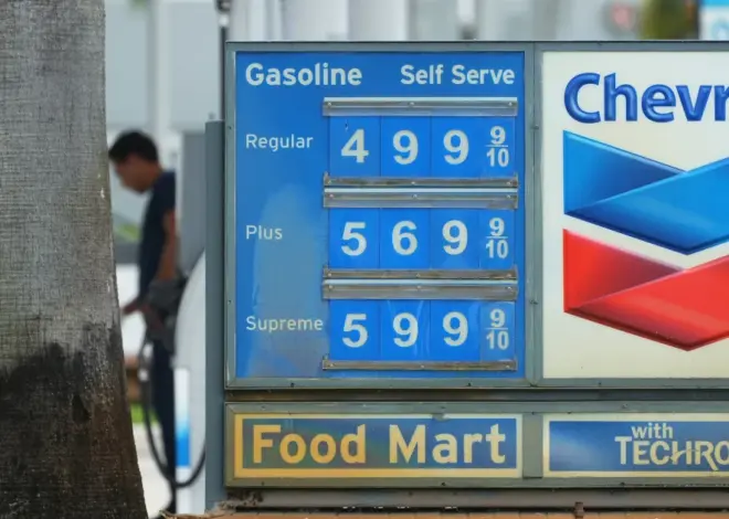 Gas prices hit $4 again after oil soars more than 15% in a week
