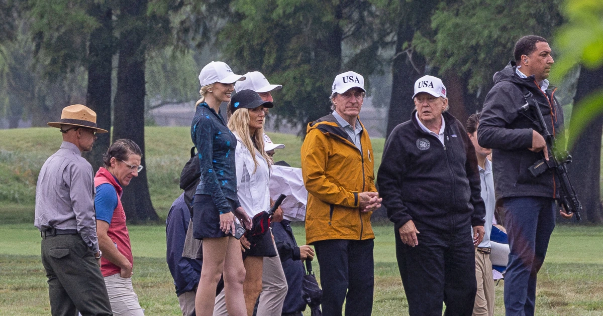 With plans to renovate a D.C. golf course, Trump tees off another fight with residents
