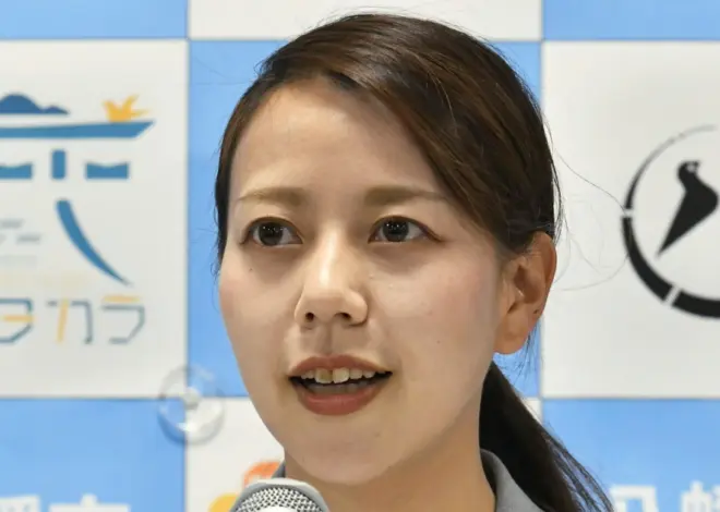 Japanese mayor makes history with maternity leave that caused a stir