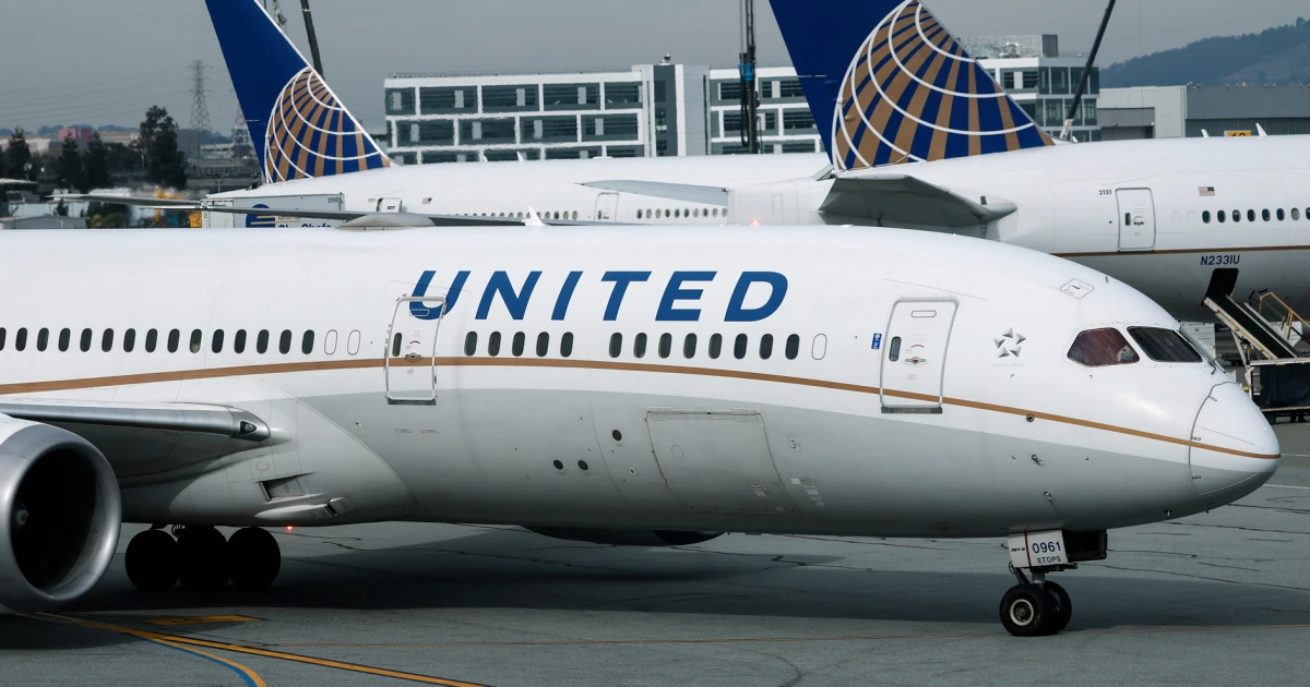 United Airlines employee threatens to call ICE on Bay Area family at SFO