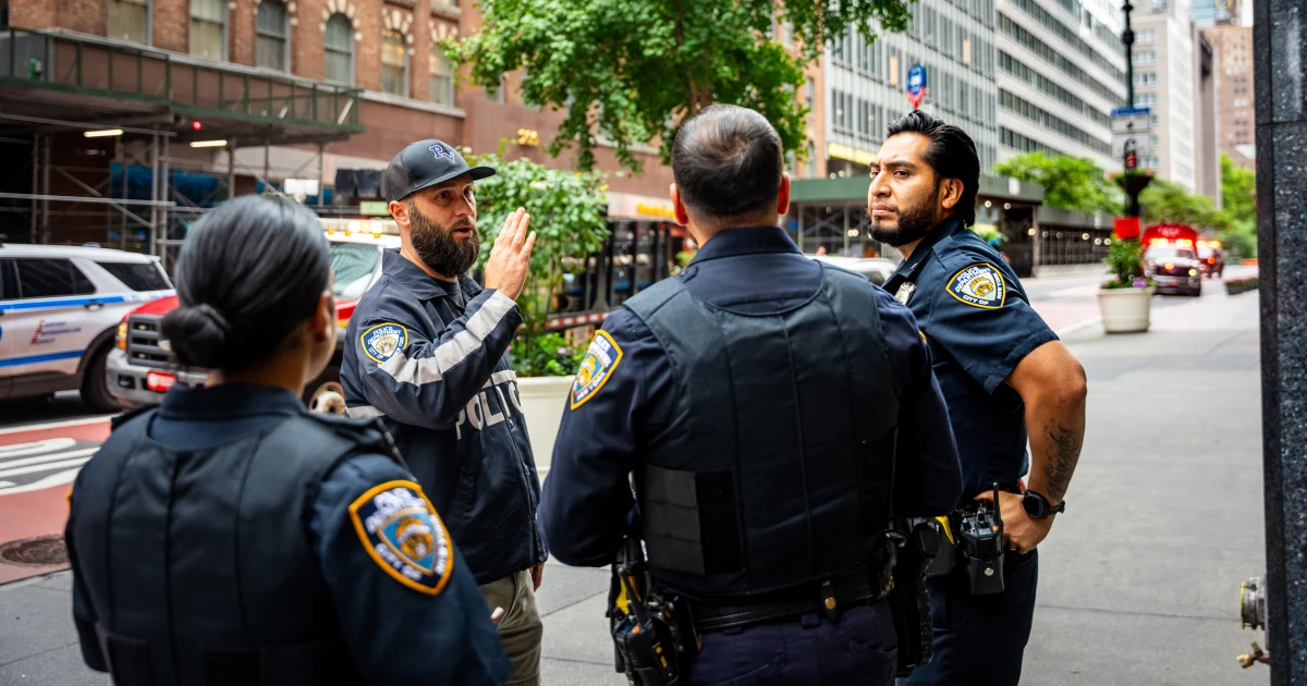 ‘Buckling’ beams at Manhattan high-rise under construction trigger mass evacuations