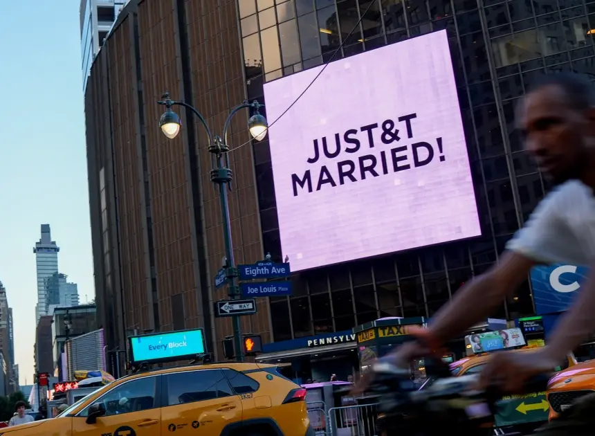 The spectacle around the celebrity wedding nobody got to watch