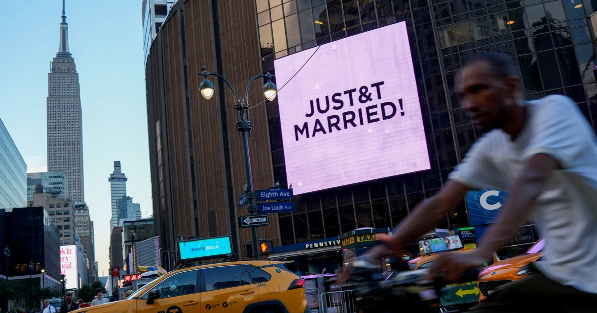 The spectacle around the celebrity wedding nobody got to watch