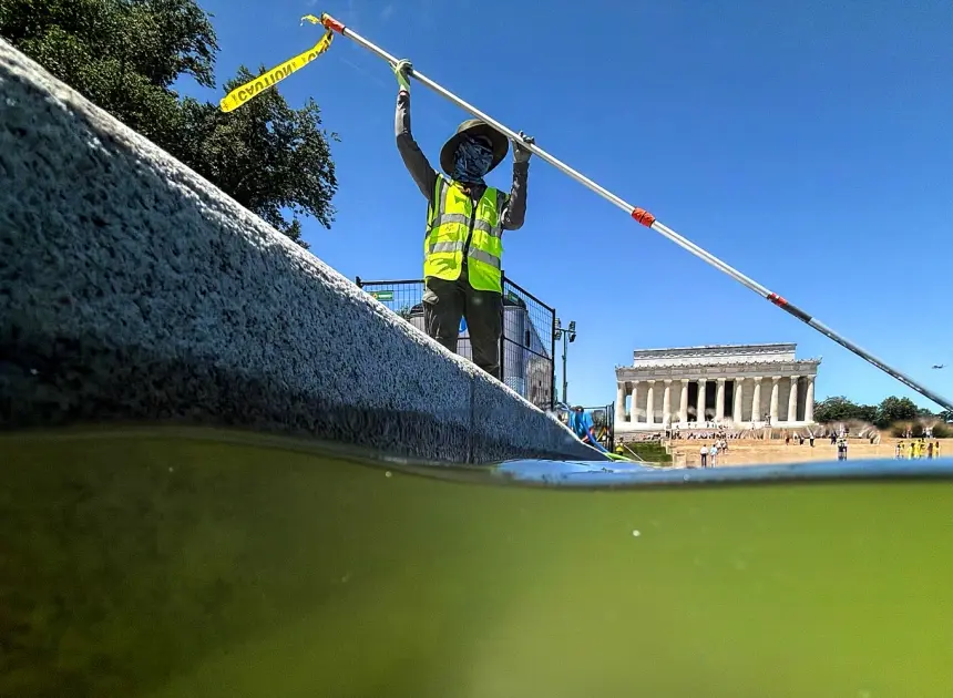 Interior secretary says Trump administration will use the same company to repair Lincoln Memorial Reflecting Pool damage
