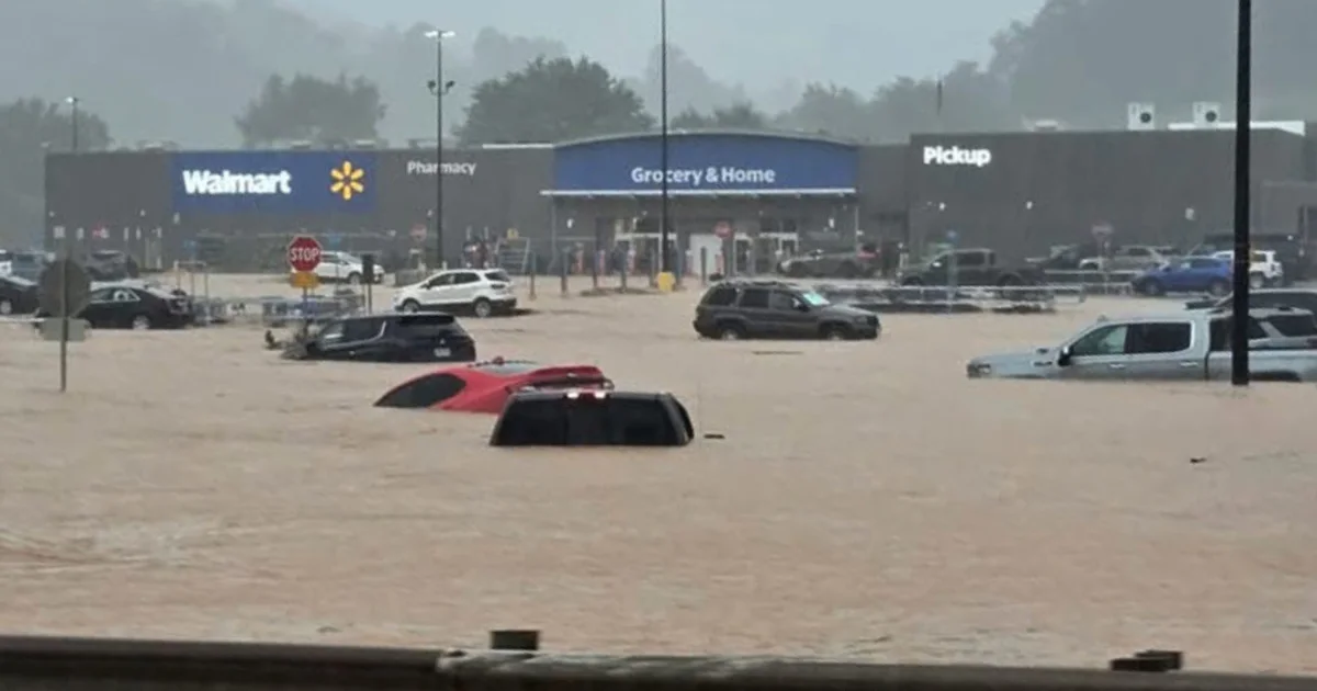 Flash floods in West Virginia inundate homes and businesses, National Guard  deployed