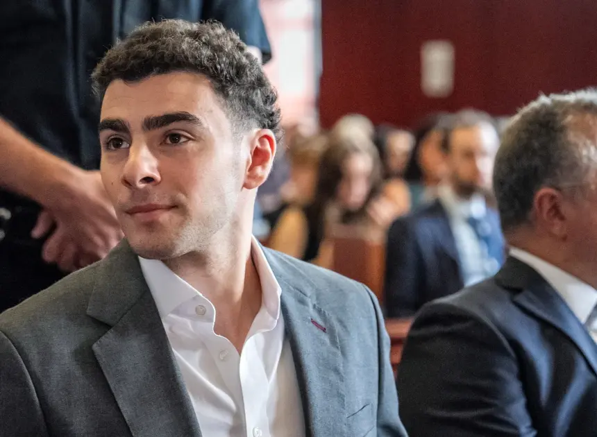 Luigi Mangione expected to plead guilty during Manhattan federal court hearing