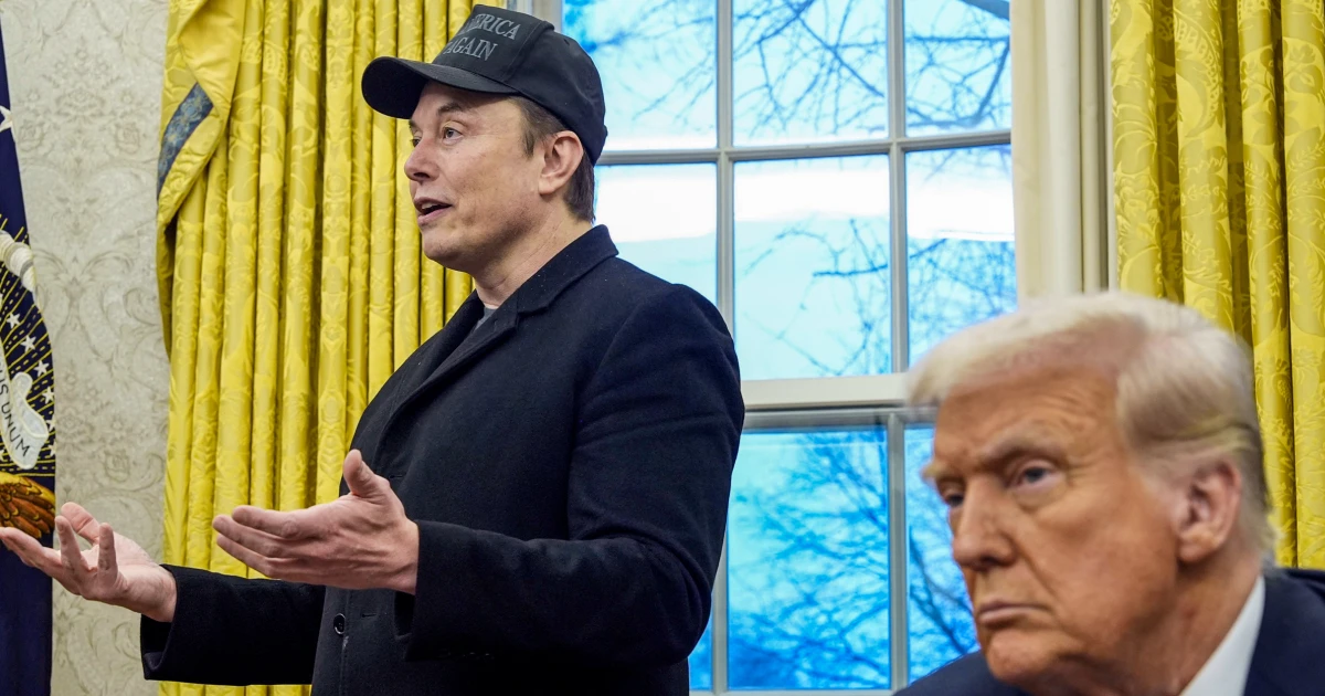 Elon Musk’s super PAC begins pouring money into the midterms online