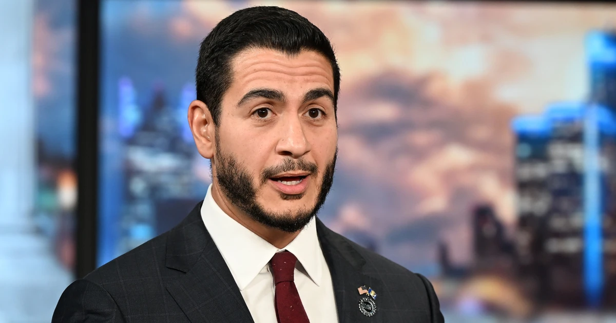 Abdul El-Sayed wins Michigan’s Democratic Senate primary, notching a Midwest victory for the left
