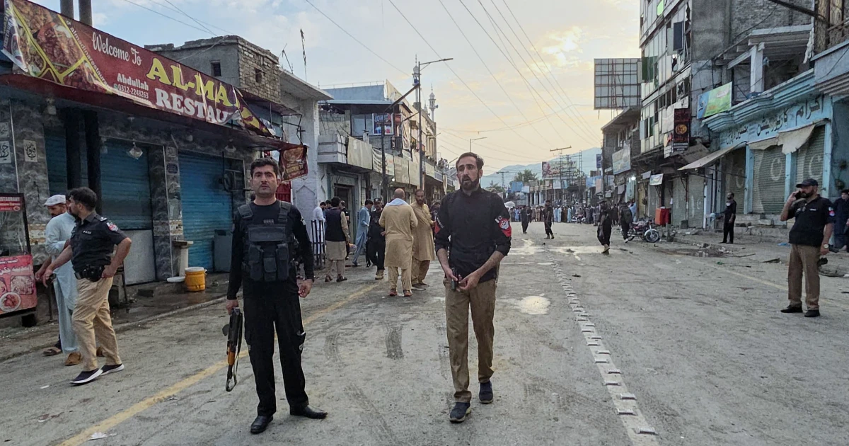 Suicide bomber kills at least 14 at Pakistan rally against militant violence