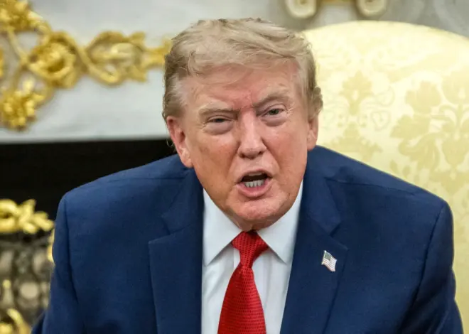 Trump threatens to bomb Oman if it ‘gets in the way’ of Strait of Hormuz talks with Iran