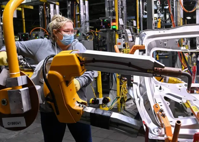 Trump hits back at Carney, threatens to hike auto, truck, metals tariffs to 50%