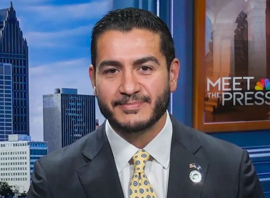 Abdul El-Sayed says he hopes to campaign with Obama after phone call to discuss campaign