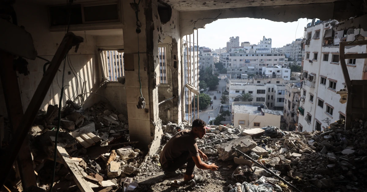 Israeli strikes kill nine in Gaza, Israeli minister says no deal to halt attacks