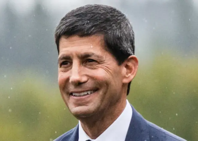 How Fed Chairman Kevin Warsh course-corrected after a ‘confusing’ debut