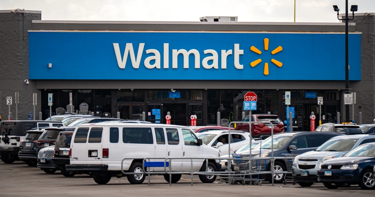 At Walmart, billions in tariff refunds soften the blow from slower sales growth