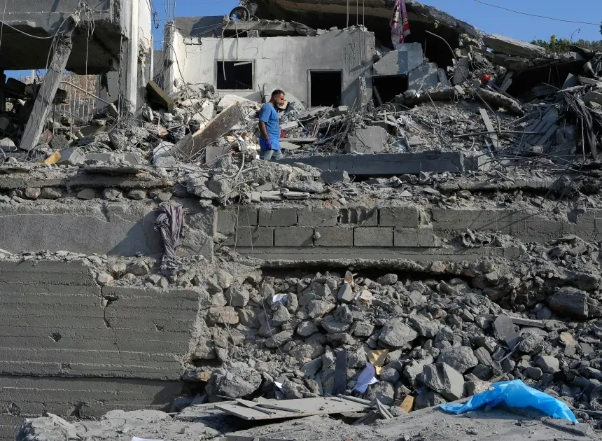 Israeli airstrike on southern Lebanon kills 7 people, state media reports