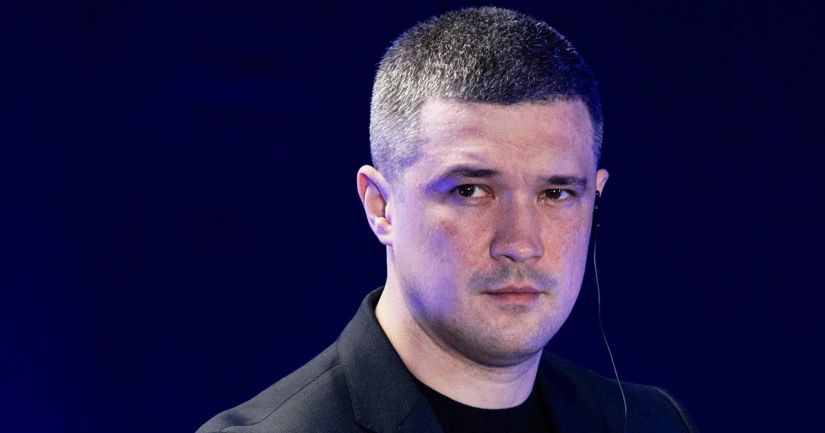 A rival’s bombshell and a new corruption probe heap untimely pressure on Ukraine’s Zelenskyy