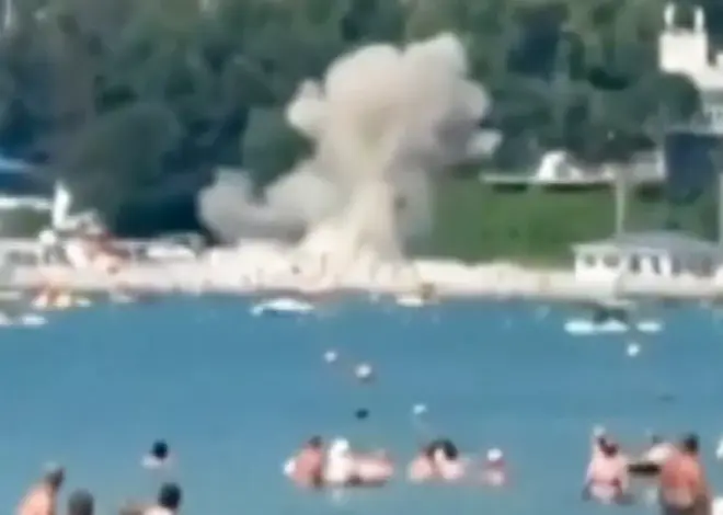 Russia and Ukraine trade blame over drone crash that killed 7 beachgoers