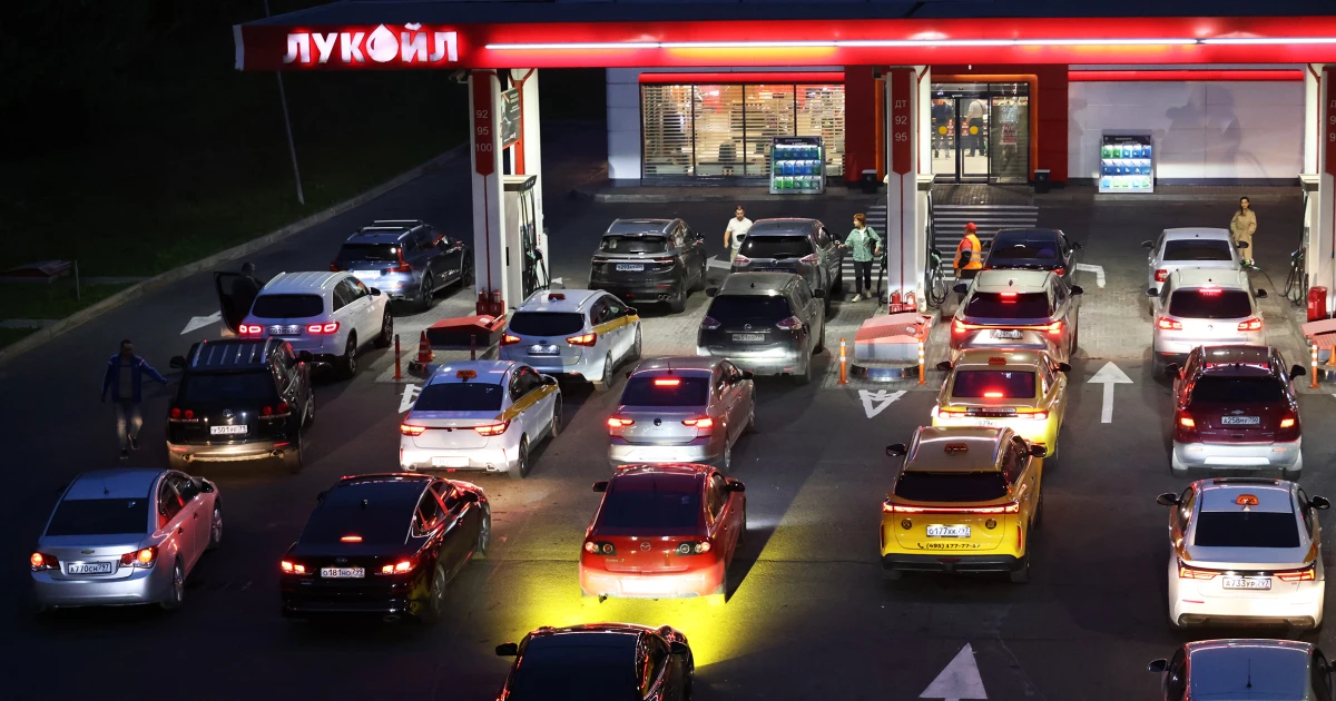 Second wave of fuel shortages at gas stations sweeps across Russia