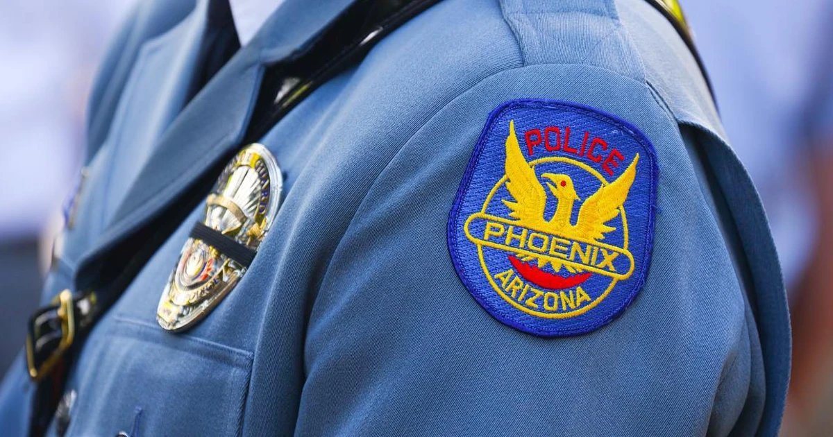 2 Phoenix police officers arrested and fired after violent, unreported traffic stop