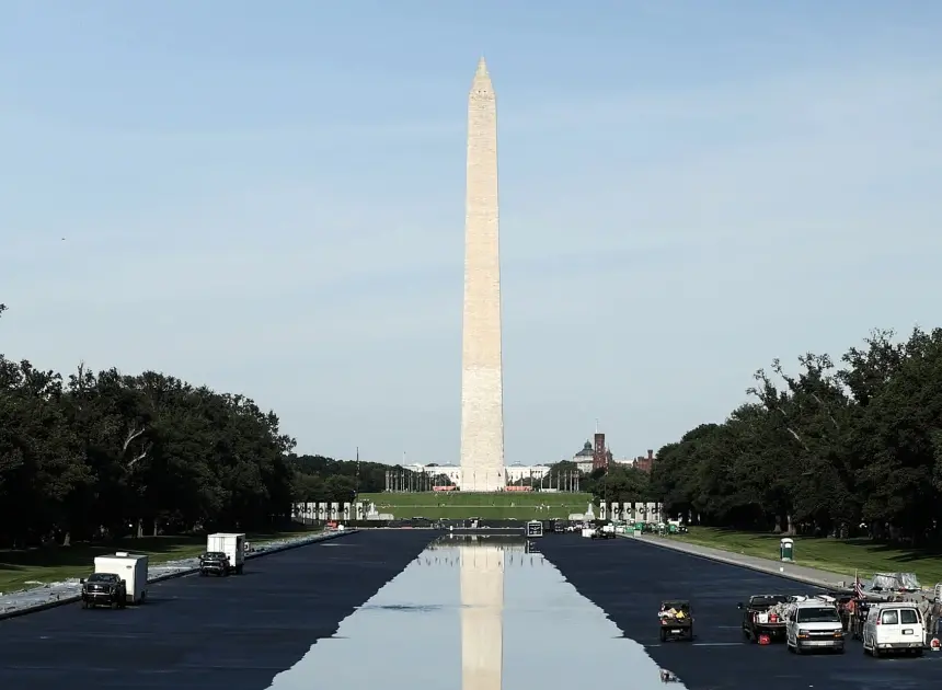 Trump rebukes Jeanine Pirro on decision to drop Reflecting Pool vandalism case