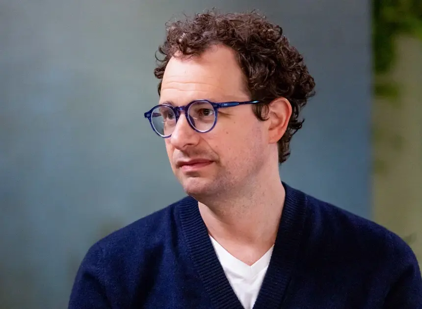 Anthropic CEO calls for slowing the AI race as safety warnings mount