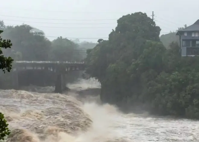 Lala is again a tropical storm, sending drenching rain and winds across the Hawaiian islands