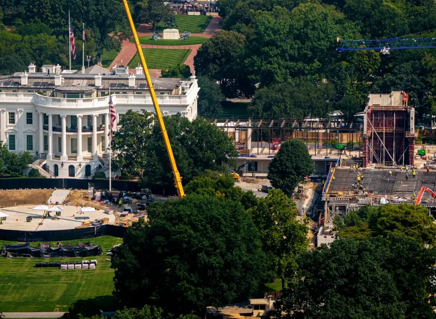 Supreme Court temporarily allows Trump ballroom construction to continue