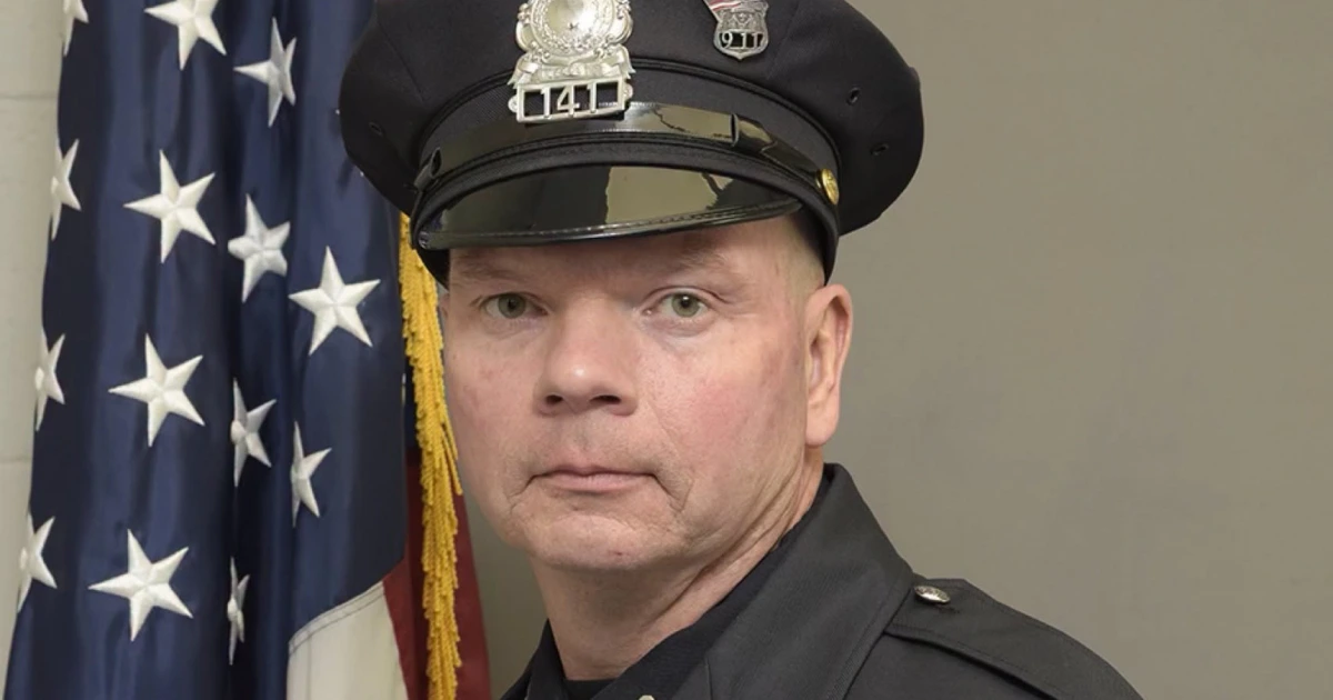 This officer’s wife advocated for police families dealing with suicide. Her death stunned them.
