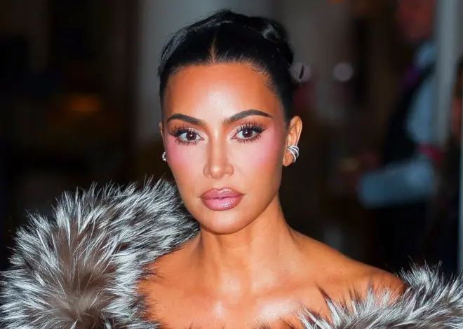 Kim Kardashian’s new health scare: What is Esophagitis?