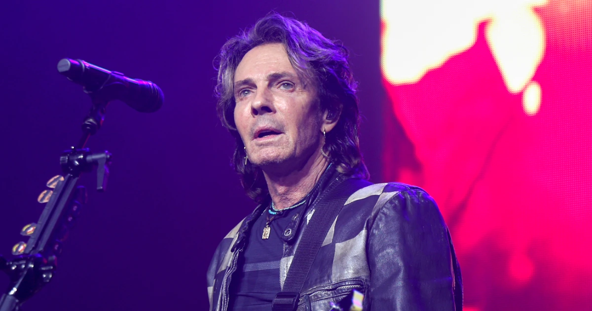 Rick Springfield recalls killing a man in Vietnam while he was there performing for troops