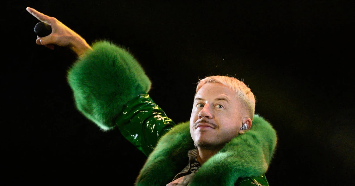 Macklemore draws support from celebs and politicians in dispute with Robert Kraft over pro-Palestine remarks