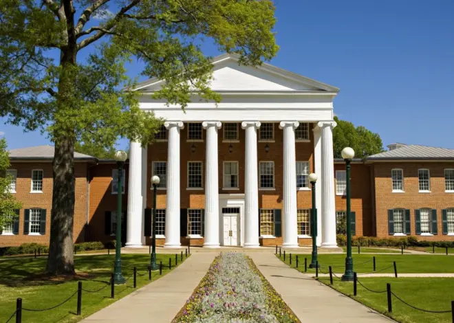 University of Mississippi identifies 2 students found dead in cases that raise kratom concerns
