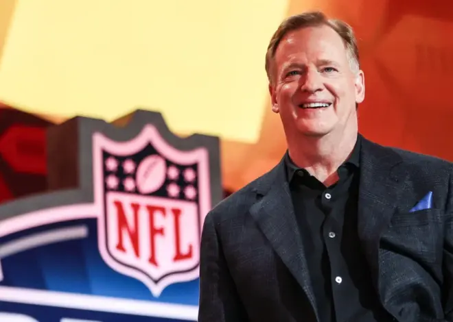 NFL Commissioner Roger Goodell agrees on a 4-year contract extension