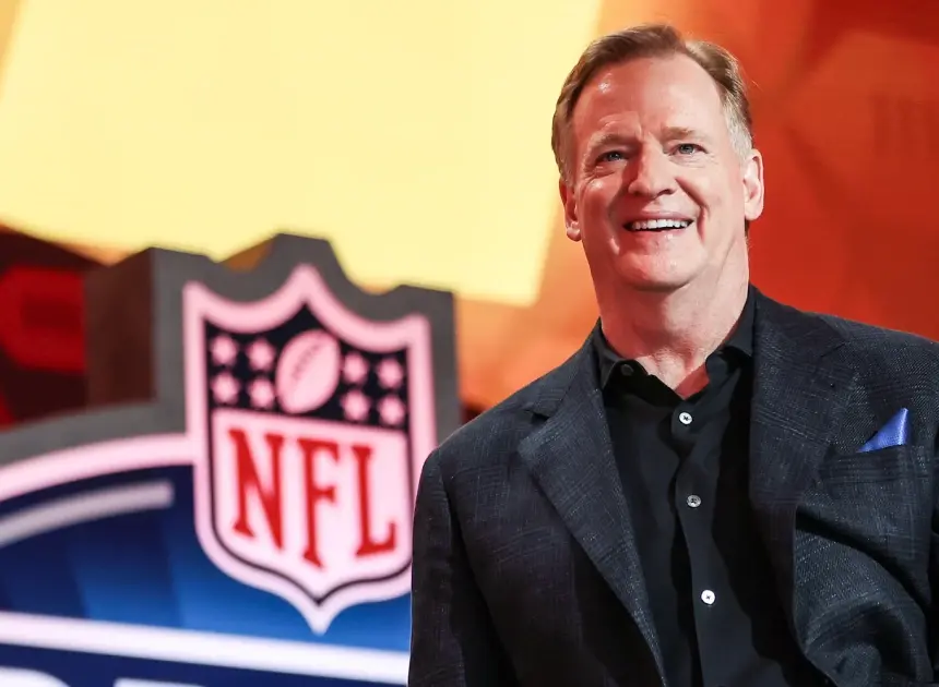 NFL Commissioner Roger Goodell agrees on a 4-year contract extension