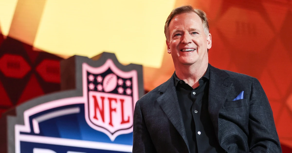 NFL Commissioner Roger Goodell agrees on a 4-year contract extension