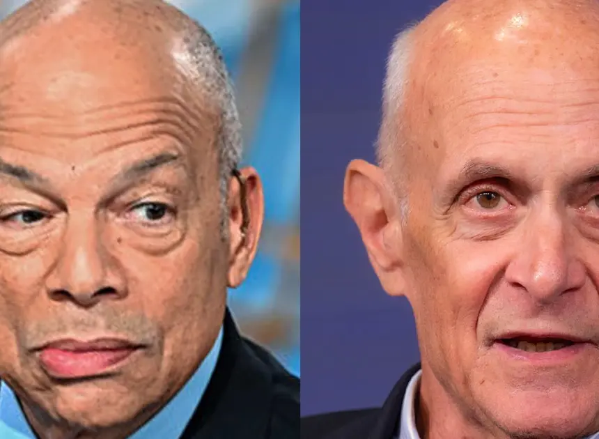 Two former DHS secretaries call for a new public safety agency