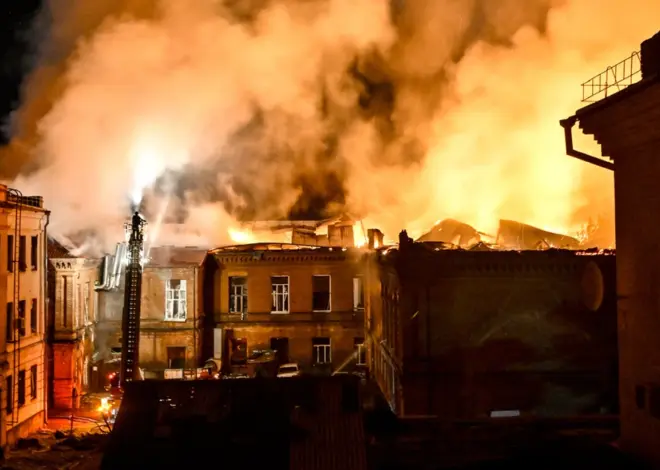 Russia and Ukraine trade deadly strikes as Zelenskyy prepares to meet with Trump