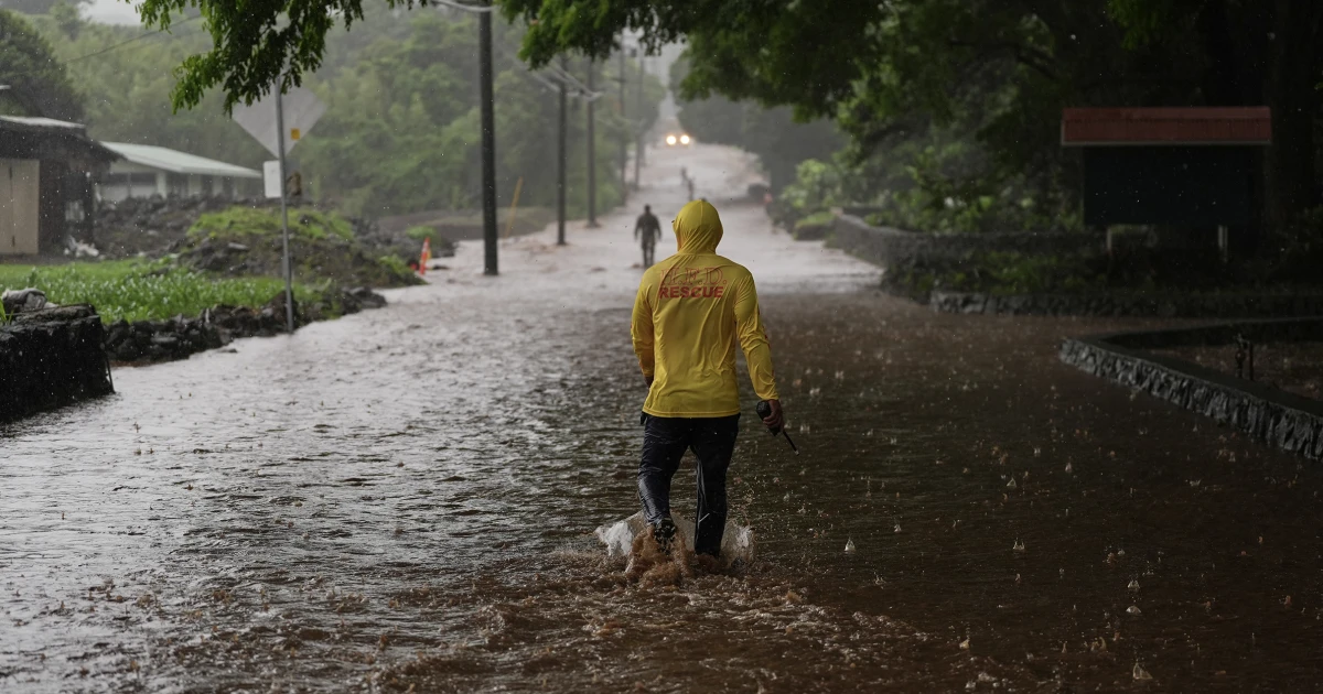 ‘Storm fatigue’: Hawaiians reeling from back-to-back hurricanes as Nolo’s threats diminish