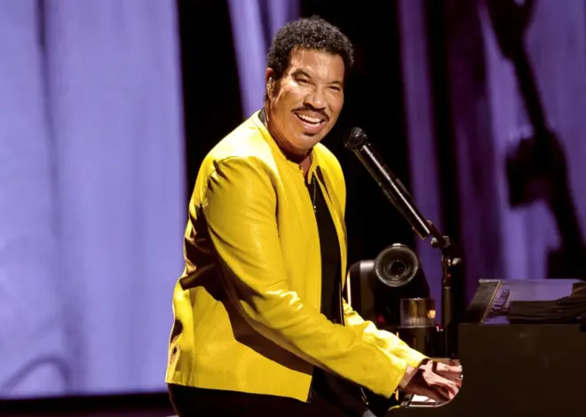 Lionel Richie undergoes heart condition procedure, will ‘take some time off’