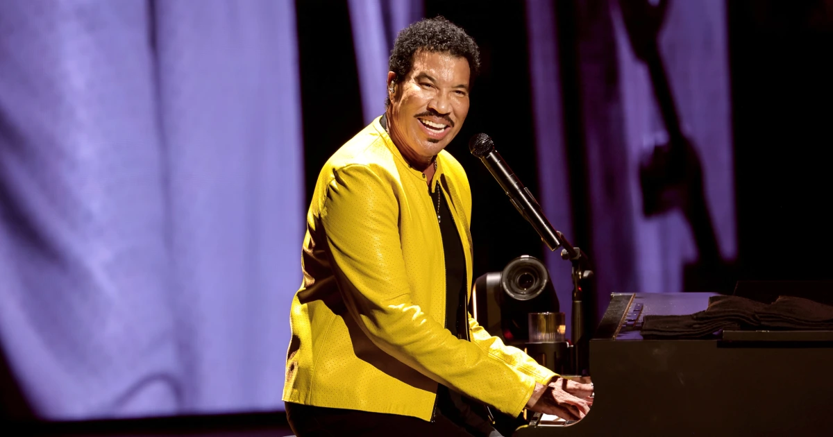 Lionel Richie undergoes heart condition procedure, will ‘take some time off’