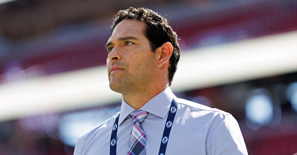 Ex-Fox Sports analyst Mark Sanchez plans guilty plea to charges stemming from fight outside hotel