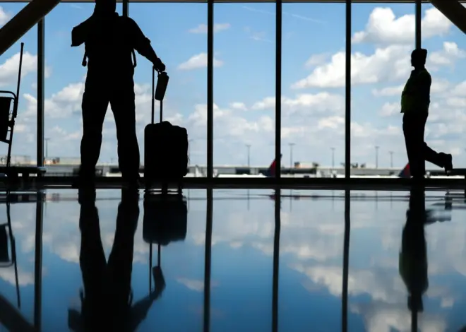 Americans paid $20,000 for help moving to Europe. Some say the ‘white glove’ service was a ‘nightmare.’