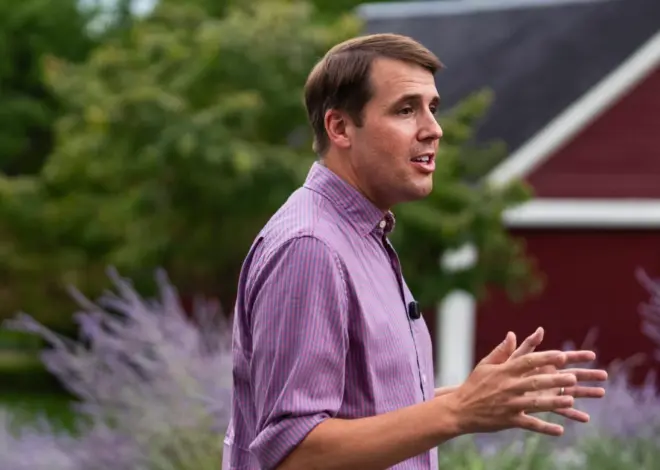 New Hampshire primaries test Trump and the left