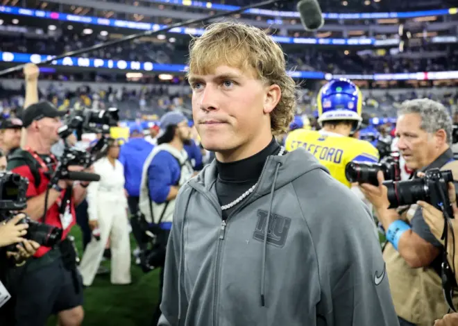 Giants quarterback Jaxson Dart to undergo season-ending knee surgery, reports say