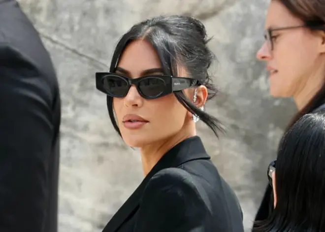 A Paris court awards Kim Kardashian 1 euro after her 2016 robbery